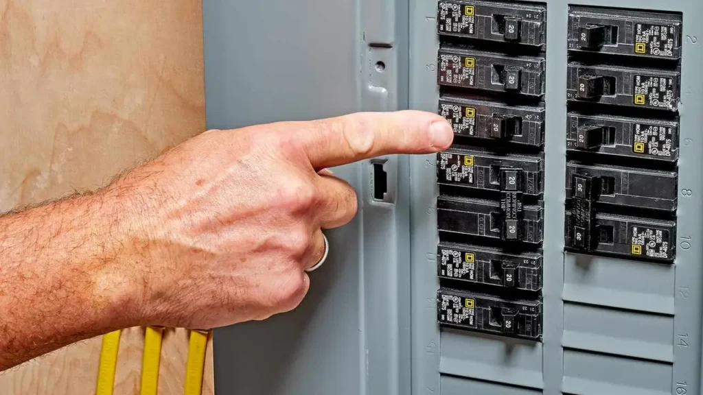 how to fix a broken circuit breaker