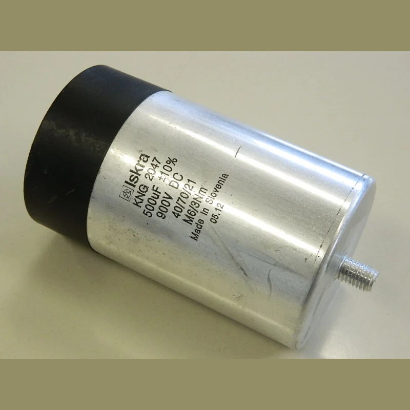 5k black metallic capacitors