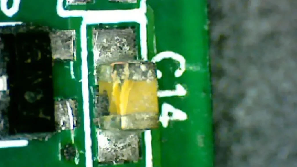 surface mount ceramic capacitor failure modes